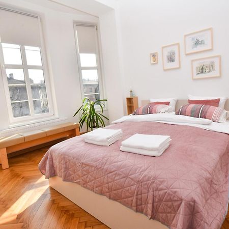 Sunny Corner Apartment Krakow Exterior photo