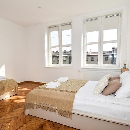 Sunny Corner Apartment Krakow Exterior photo