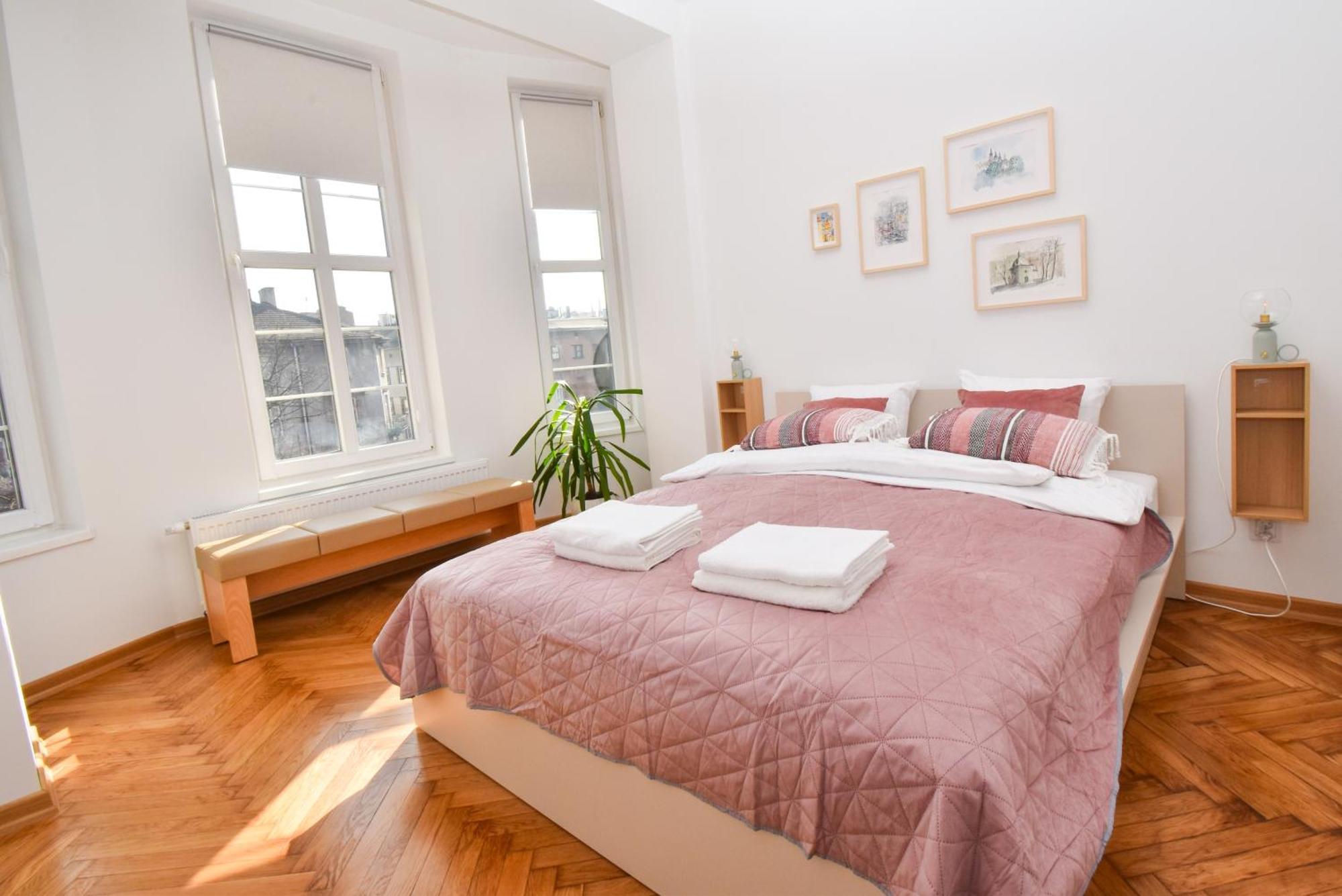 Sunny Corner Apartment Krakow Exterior photo